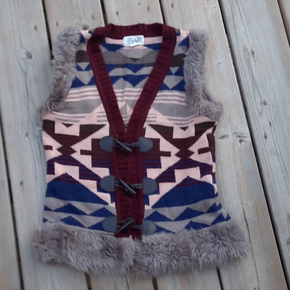 Forever 21‎ vest